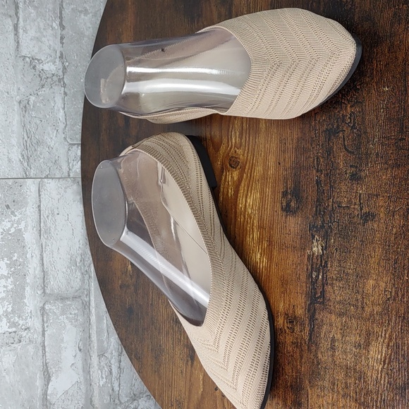 Point Toe Knit Ballet Flats - Picture 3 of 9